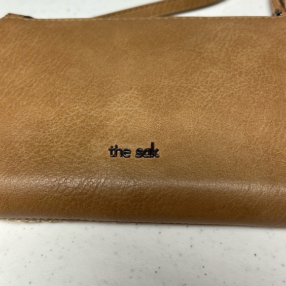 The Sac Tan and Cream Crochet Crossbody Bag - Picture 6 of 13